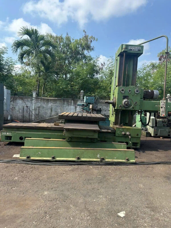 Máy Doa Ngang CNC Daewoo D130E Hàn Quốc Chính Hãng